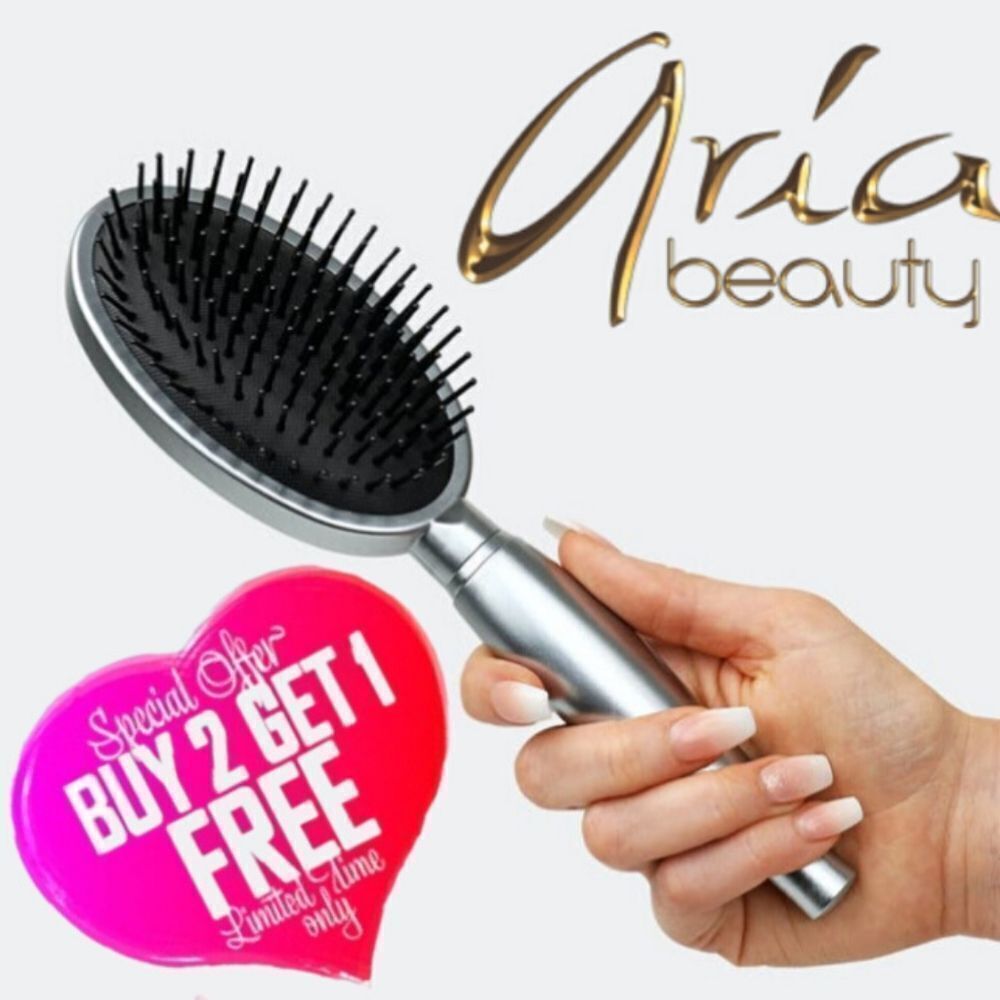 ARIA BEAUTY Detangling Brush